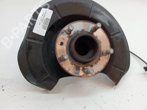 Used Left rear steering knuckle VOLVO V40 Hatchback (525) D2 (114 hp) 23349885