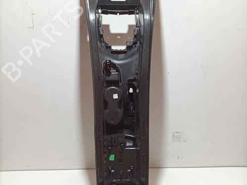 Middle console PEUGEOT 308 I (4A_, 4C_) 1.6 HDi | BP28336433I22 