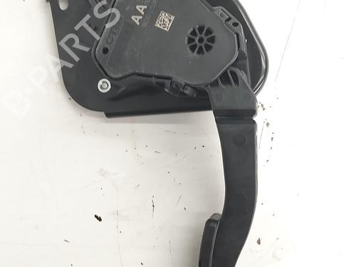Used Pedal Pedal 38418943 38418943