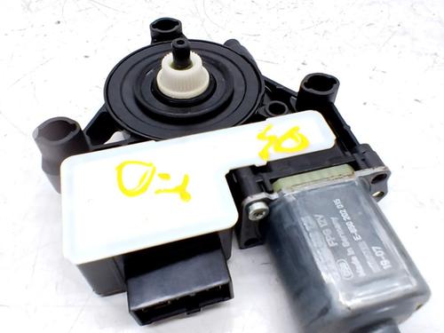 Used Right rear window motor Right rear window motor 37289139 37289139