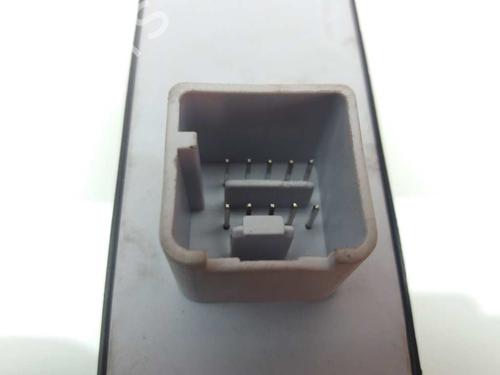Venstre Foran elrute bryter VW GOLF V (1K1) 1.4 16V (75 hp) 23935567