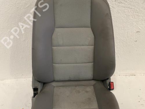 Used Right front seat Right front seat MERCEDES-BENZ C-CLASS (W204) C 220 CDI (204.008) (170 hp) 39556703 39556703