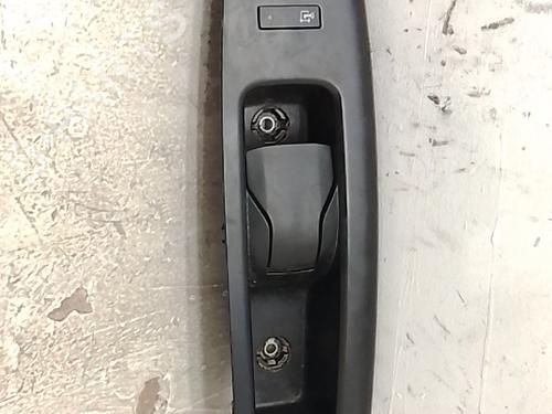 left-front-window-switch-opel-combo-box-bodympv-x12-2012-36666458 main image