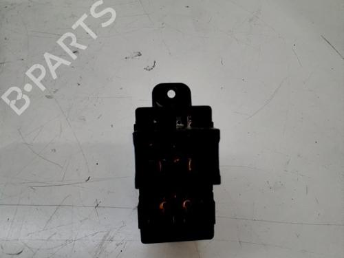 Used Right rear window switch KIA CARENS IV 1.6 GDi (135 hp) 29384828