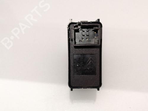 Used Right rear window switch PEUGEOT 5008 (0U_, 0E_) 1.6 BlueHDi 120 (120 hp) 23874212