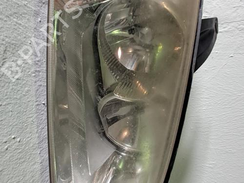 Used Right headlight Right headlight FORD FOCUS II (DA_, HCP, DP) 1.6 (100 hp) 33766001 33766001