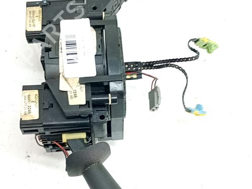 Interruttore Interruttore RENAULT LAGUNA II (BG0/1_) 1.9 dCi (BG08, BG0G) (120 hp) 33905897 33905897