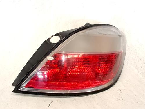 right-taillight-opel-astra-h-a04-2004-2005-2006-2007-2008-2009-2010-2011-2012-2013-2014-34182472 main image