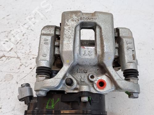 Used Right rear brake caliper TOYOTA RAV 4 V (_A5_, _H5_) 2.5 Hybrid AWD (AXAH54, AXAL54) (222 hp) 27672885