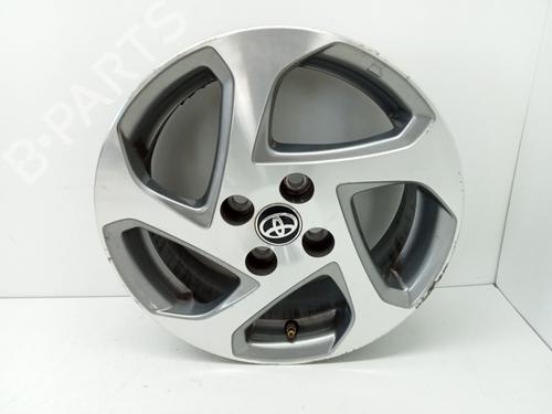 Używane Felga TOYOTA YARIS (_P13_) 1.5 Hybrid (NHP130_, NHP130) (101 hp) 29990731
