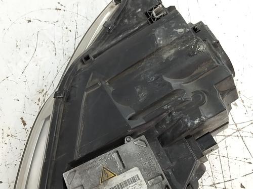 Left headlight AUDI A4 B7 (8EC) 2.7 TDI | BP38415937C28 - Image 2