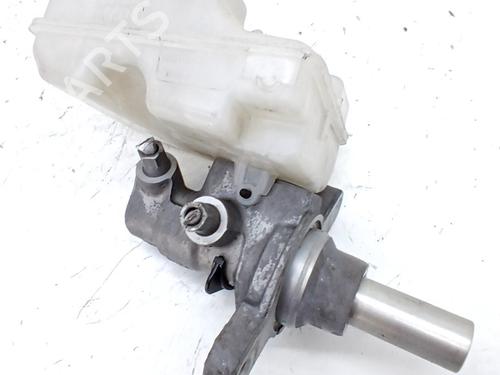 Used Brake master cylinder Brake master cylinder SMART FORTWO Coupe (453) electric drive / EQ (453.391) (56 hp) 33771623 33771623
