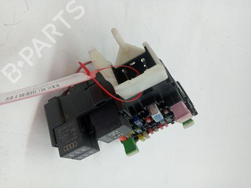 Fuse box VW GOLF VII (5G1, BQ1, BE1, BE2) 2.0 TDI | BP24883925E1 
