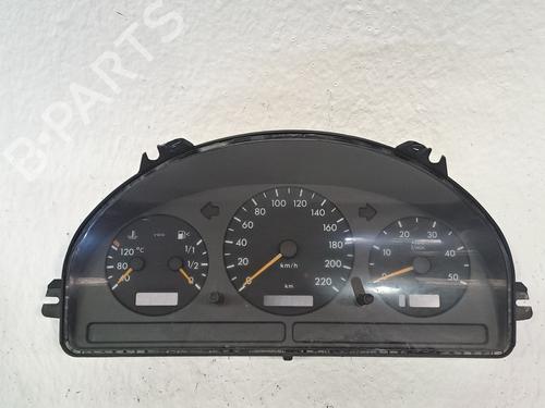 Used Instrument cluster MERCEDES-BENZ M-CLASS (W163) ML 270 CDI (163.113) (163 hp) 26544486