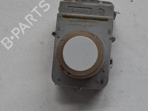 Used Electronic module KIA CEE'D (JD) 1.0 T-GDI (100 hp) 25737564