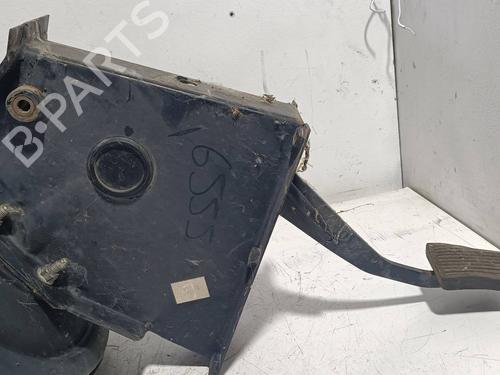 Used Break pedal LAND ROVER DEFENDER Station Wagon (L316) 2.5 Td5 4x4 (L316) (122 hp) 26538067