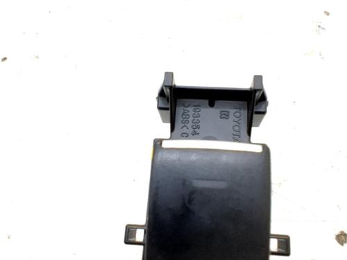 right-front-window-switch-toyota-corolla-estate-_e21_-2019-33765782 main image