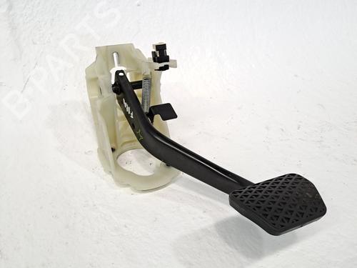 Used Break pedal BMW 1 (F20) 116 d (116 hp) 27461978