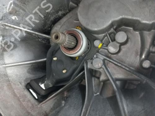 Gearbox PEUGEOT 308 SW I (4E_, 4H_) 1.6 HDi | BP23978186M3 