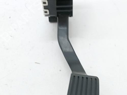 Pedal Pedal PEUGEOT BOXER Platform/Chassis 2.2 BlueHDi 140 (140 hp) 36318182 36318182