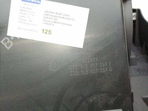 Used Glove box SKODA RAPID Spaceback (NH1) 1.4 TSI (122 hp) 23385499