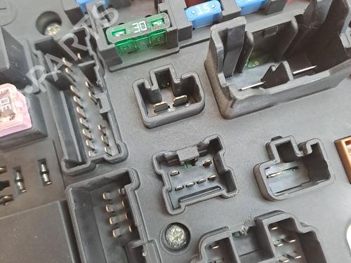 Fuse box CITROËN C-CROSSER (VU_, VV_) 2.2 HDi | BP27462643E1 