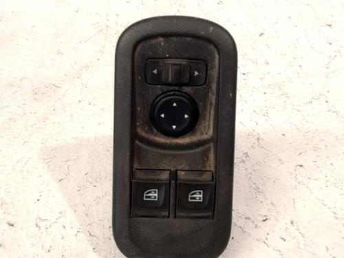 Used Left front window switch Left front window switch NISSAN NV400 Van (X62, X62B) dCi 135 (136 hp) 34367556 34367556