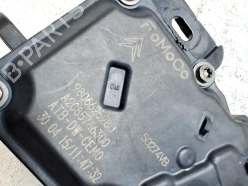 Used Throttle body FORD KUGA II (DM2) 2.0 TDCi (150 hp) 30478050