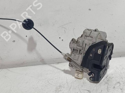 Used Front right lock AUDI A4 B7 (8EC) 2.0 TDI 16V (140 hp) 25455122