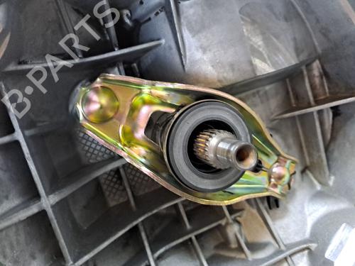 Gearbox AUDI A4 B7 (8EC) 2.0 TDI | BP23373007M3