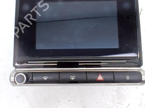 Used Display monitor Display monitor CITROËN C3 III (SX) 1.5 BlueHDi 100 (SXYHYP, SXYHTU) (102 hp) 35721806 35721806