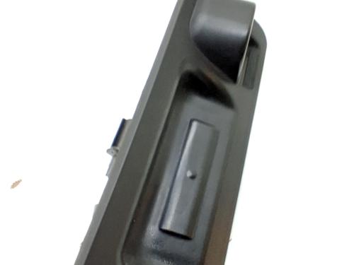 Used Tailgate handle HYUNDAI i20 II (GB, IB) 1.2 (75 hp) 32106368