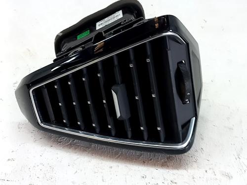 Used Air vent Air vent DS DS 7 (J4_, JC_) E-TENSE 225 (J4DGZU) (224 hp) 33765652 33765652