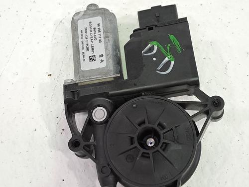 Used Right front window motor CITROËN C3 III (SX) 1.2 PureTech 82 (83 hp) 25783587