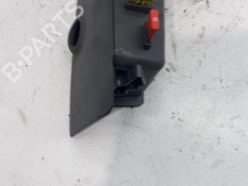 fuse-box-renault-scenic-ii-jm01_-2003-2004-2005-2006-2007-2008-2009-2010-36523469 main image