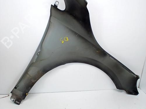 Used Left front fenders VOLVO V40 Hatchback (525) D2 (114 hp) 29606545