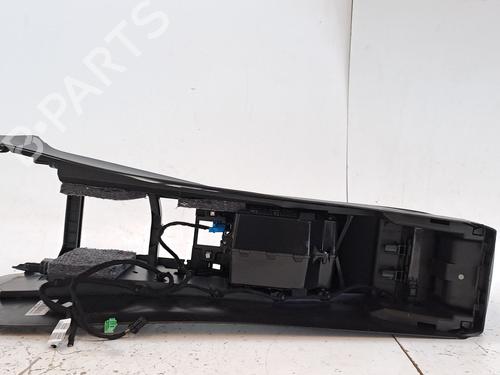 Armrest / Center console PEUGEOT 308 II (LB_, LP_, LW_, LH_, L3_) 1.2 THP 130 | BP27274541I20 