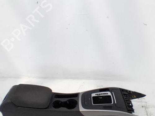 middle-console-audi-a4-b8-avant-8k5-2007-2008-2009-2010-2011-2012-2013-2014-2015-2016-2017-40546364 main image