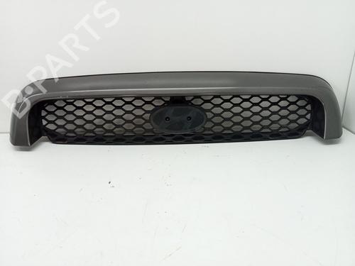 Grill HYUNDAI SANTA FÉ I (SM) 2.4 16V 4x4 (146 hp) 26921507