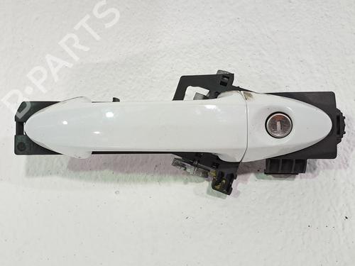 Used Front left exterior door handle INFINITI Q30 2.2 D (170 hp) 23975039