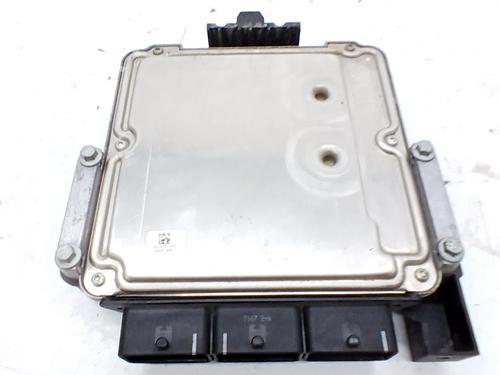 Used Engine control unit (ECU) Engine control unit (ECU) LAND ROVER FREELANDER 2 (L359) 2.2 TD4 4x4 (160 hp) 35977168 35977168