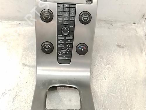 Used Climate control Climate control VOLVO V50 (545) 2.0 D (136 hp) 36666264 36666264