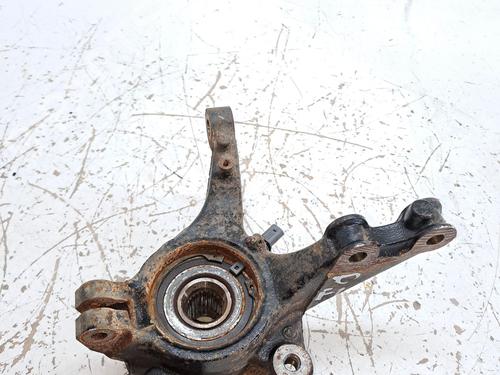 Left front steering knuckle PEUGEOT 2008 II (UD_, US_, UY_, UJ_, UR_, UC_) 1.2 PureTech 100 (USHNK) | BP27673100M25 