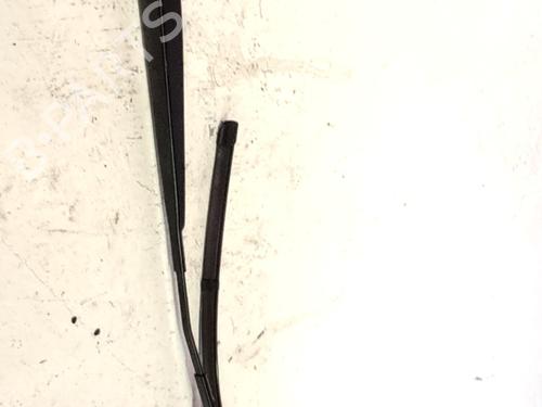 front-windshield-wiper-arm-peugeot-208-ii-ub_-up_-uw_-uj_-2019-33772356 main image