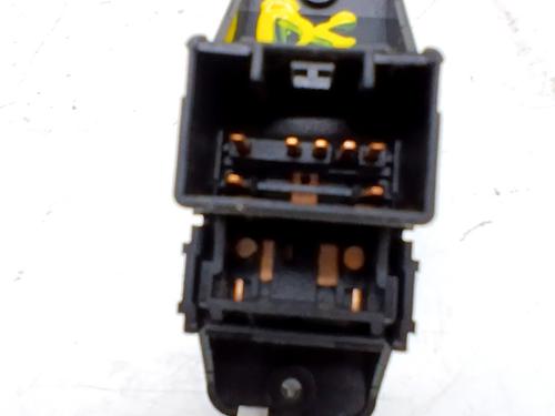 Left rear window switch KIA STONIC (YB) 1.6 CRDi | BP36665926I29 - Image 2