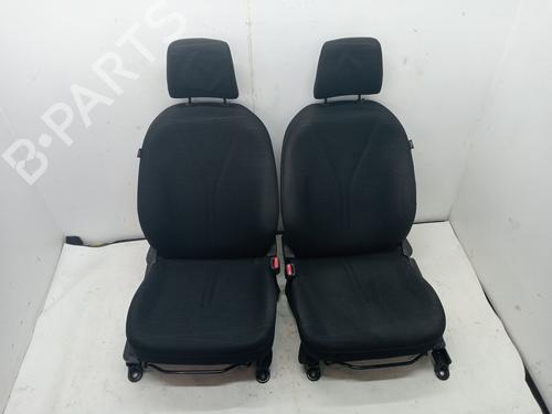 Used Seats set TOYOTA YARIS (_P9_) 1.3 VVT-i (SCP90_, SCP90R) (87 hp) 23358721