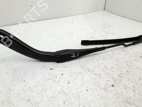 Used Front windshield wiper arm Front windshield wiper arm 37590731 37590731