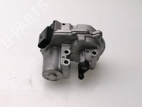 Boîtier papillon AUDI A8 D3 (4E2, 4E8) 4.2 TDI quattro (326 hp) 23941382
