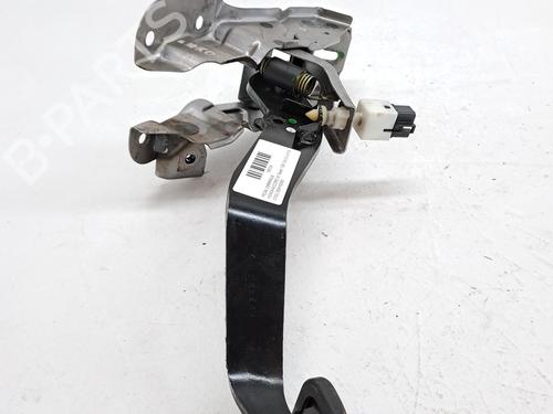 Used Clutch pedal HONDA ACCORD VIII Estate (CW) 2.2 i-DTEC (CW3) (150 hp) 27672860