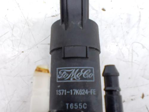 Washer pump FORD KUGA I 2.0 TDCi 4x4 | BP36767599E24 - Image 4